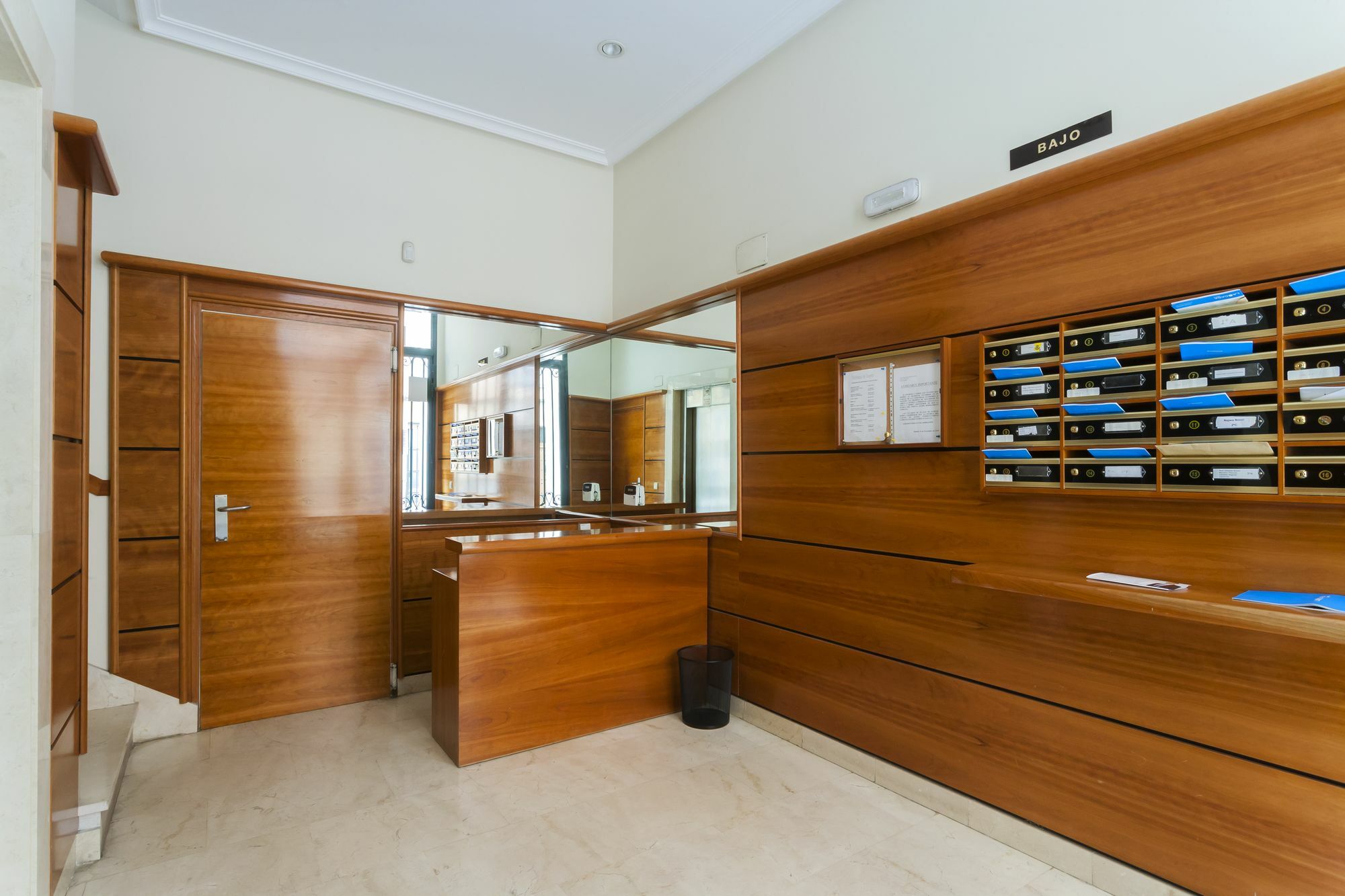 Dobo Rooms Palacio Apartments Madrid Exterior photo